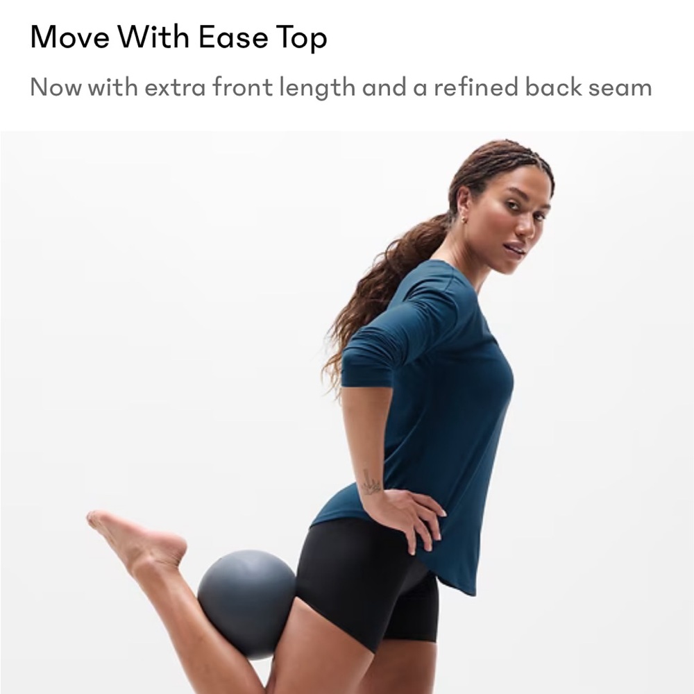 Athleta Move With Ease Top 2.0 in Large Color Blue